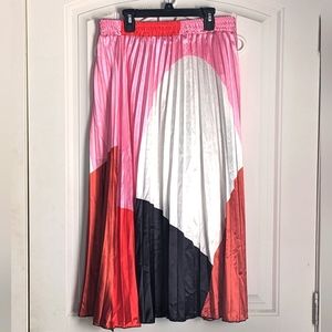 Pleated color block skirt